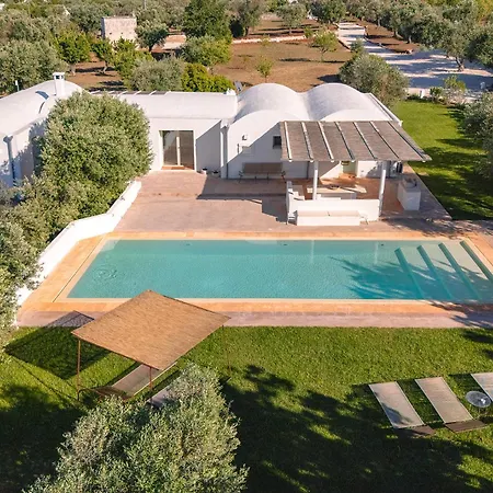 Eva, Privata Con Piscina A Sfioro Villa *